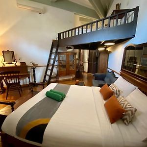 Camera con letto queen size